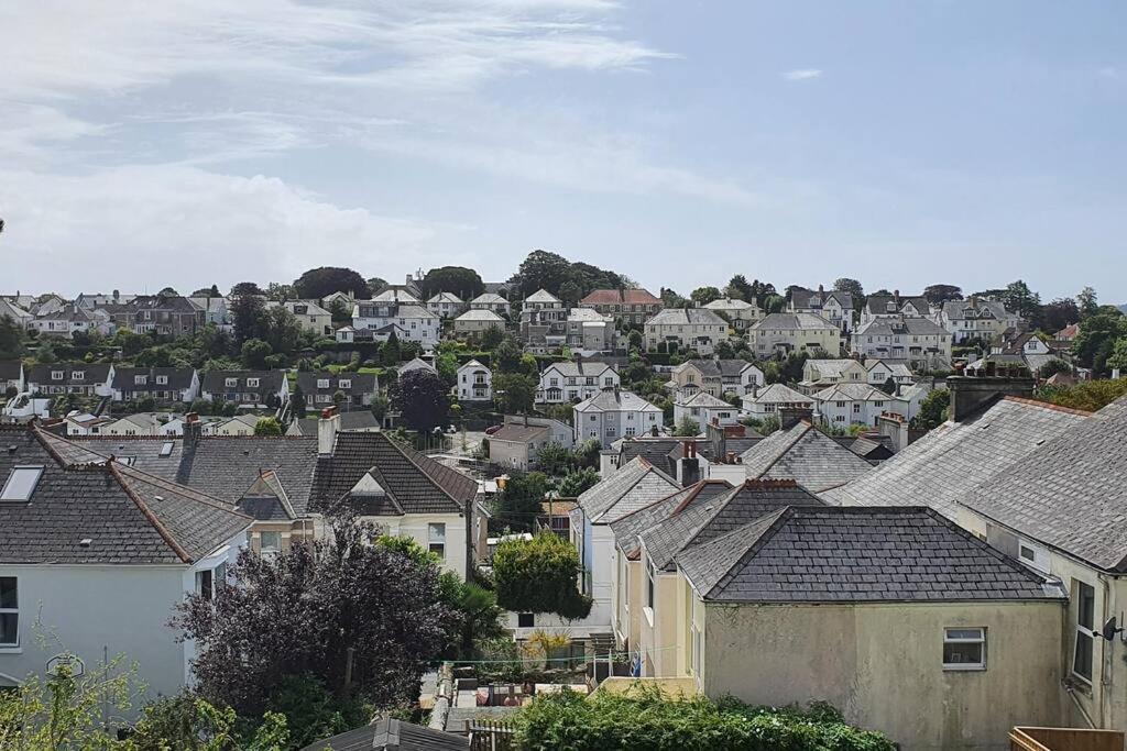 Stylish, Comfortable Apartment With Balcony Plymouth Eksteriør bilde